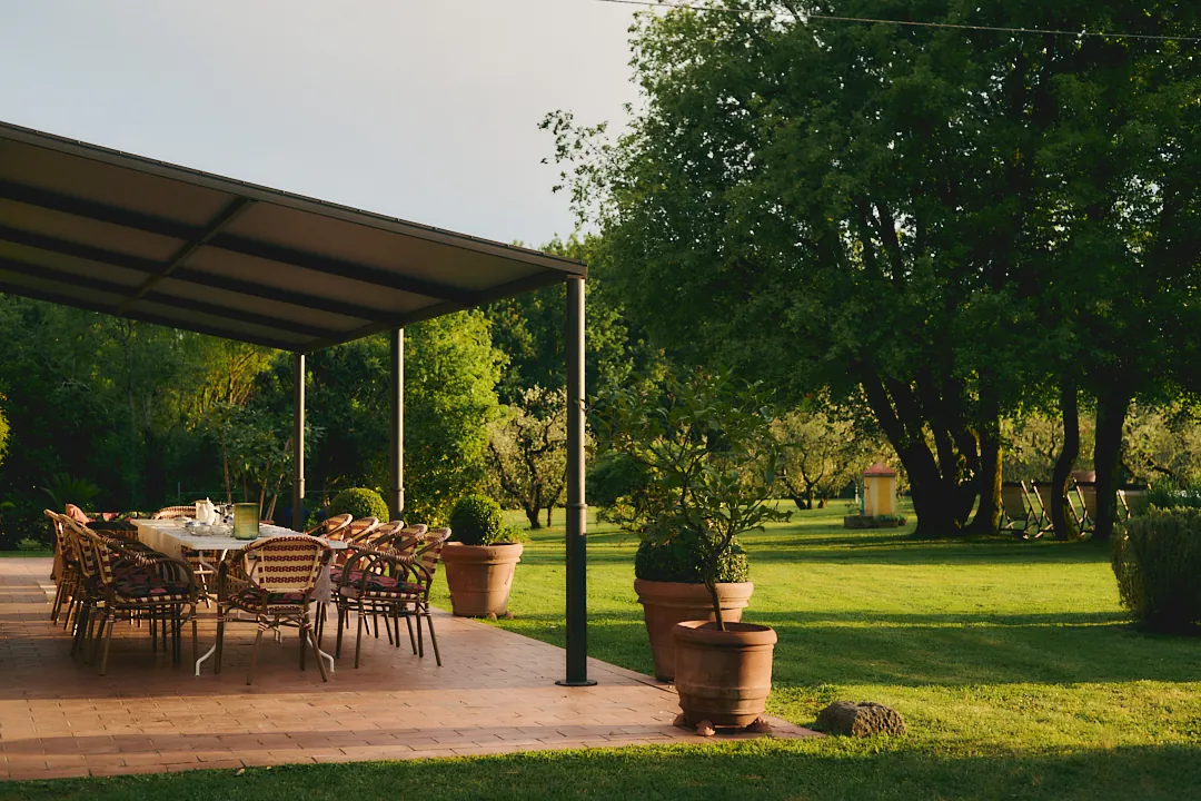 Outdoor dining at Villa Niccolai